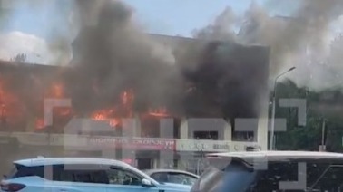 Появились подробности о крупном пожаре в ТЦ «Пионер» в Королеве