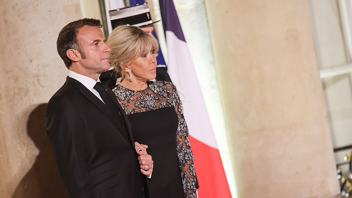 Чтец по губам раскрыл, что сказала Брижит Макрон мужу после пощечины