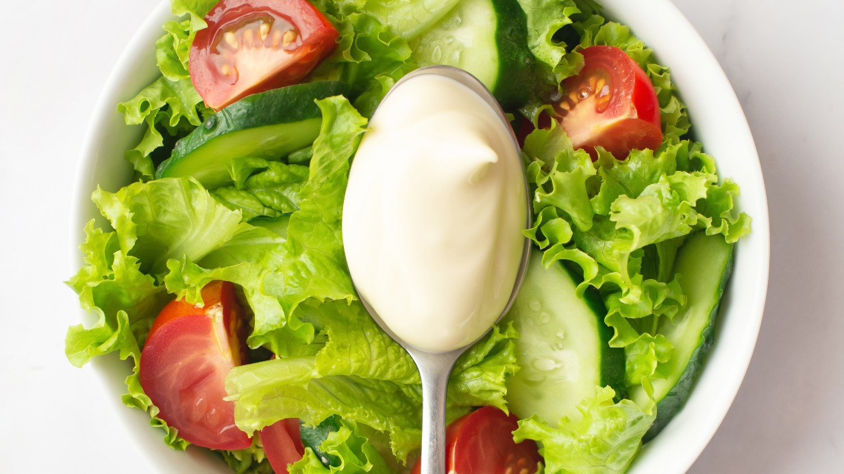 Как выбрать качественный майонез и чем его заменить 