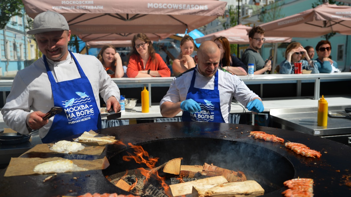 «Москва — на волне. Рыбная неделя» приглашает на большой рыбный рынок на улице Школьной