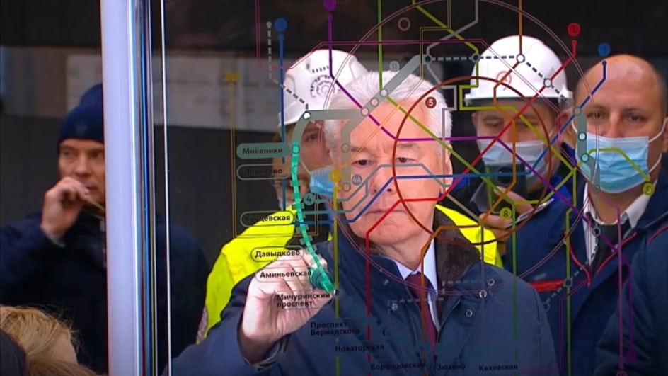 Собянин: Более 90 станций метро будет оснащено цифровой навигацией до 2030 года