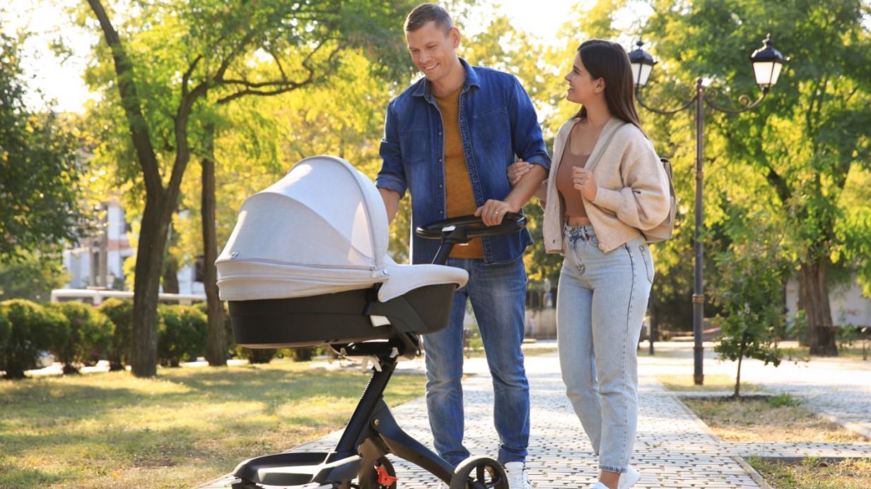 Для роста населения семейные пары должны быть уверены в мерах господдержки