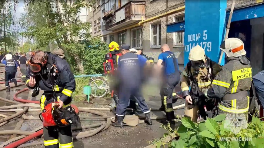 Человек погиб в результате пожара в многоквартирном доме в Нижнем Новгороде