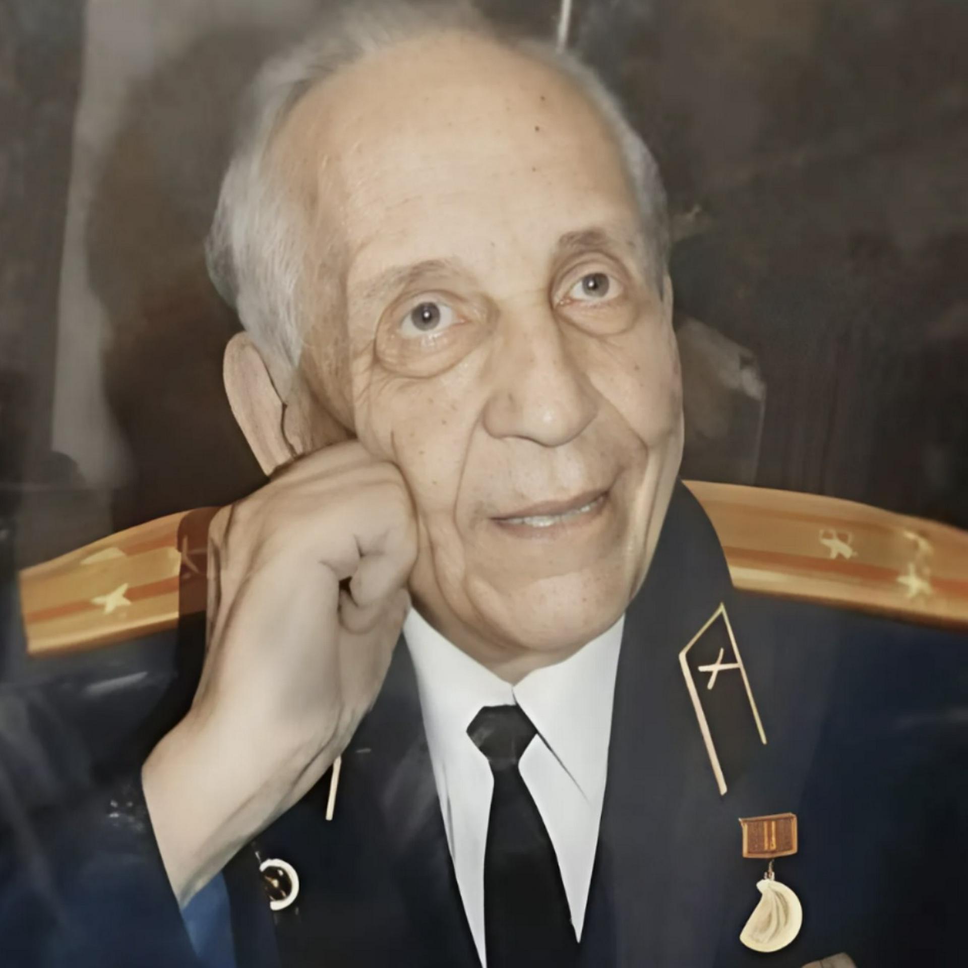 Страхов Арсентий Петрович