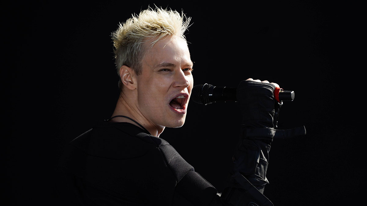 «Стягивало все тело»: SHAMAN рассказал о главной сложности на «Интервидении»