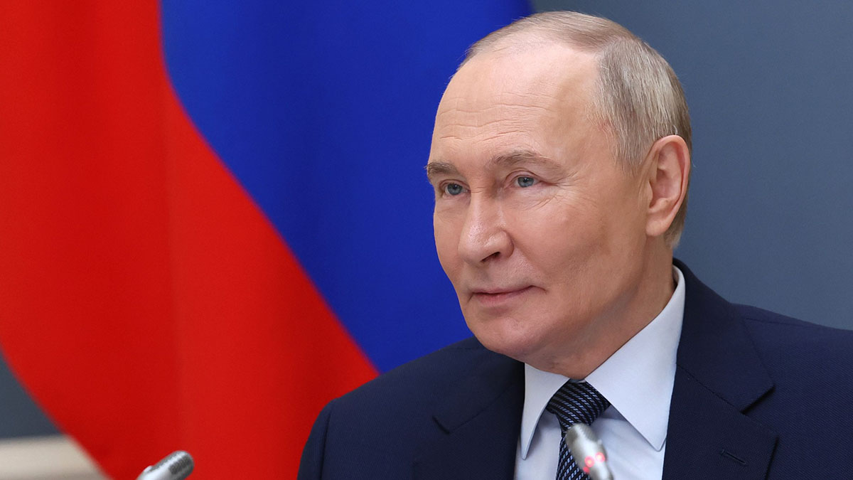 «Французы, ко мне!»: Путин нашел сходство Макрона с Наполеоном в политике