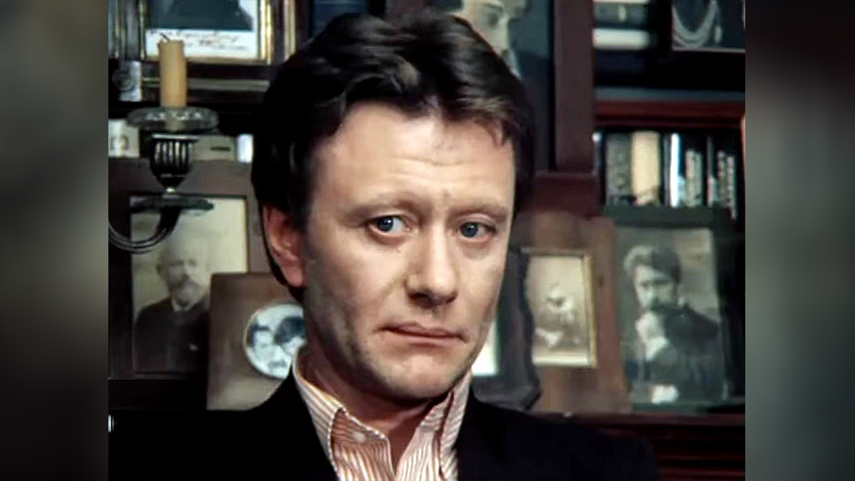 «Мосбилет» показал легендарную гримерку Андрея Миронова в Театре сатиры