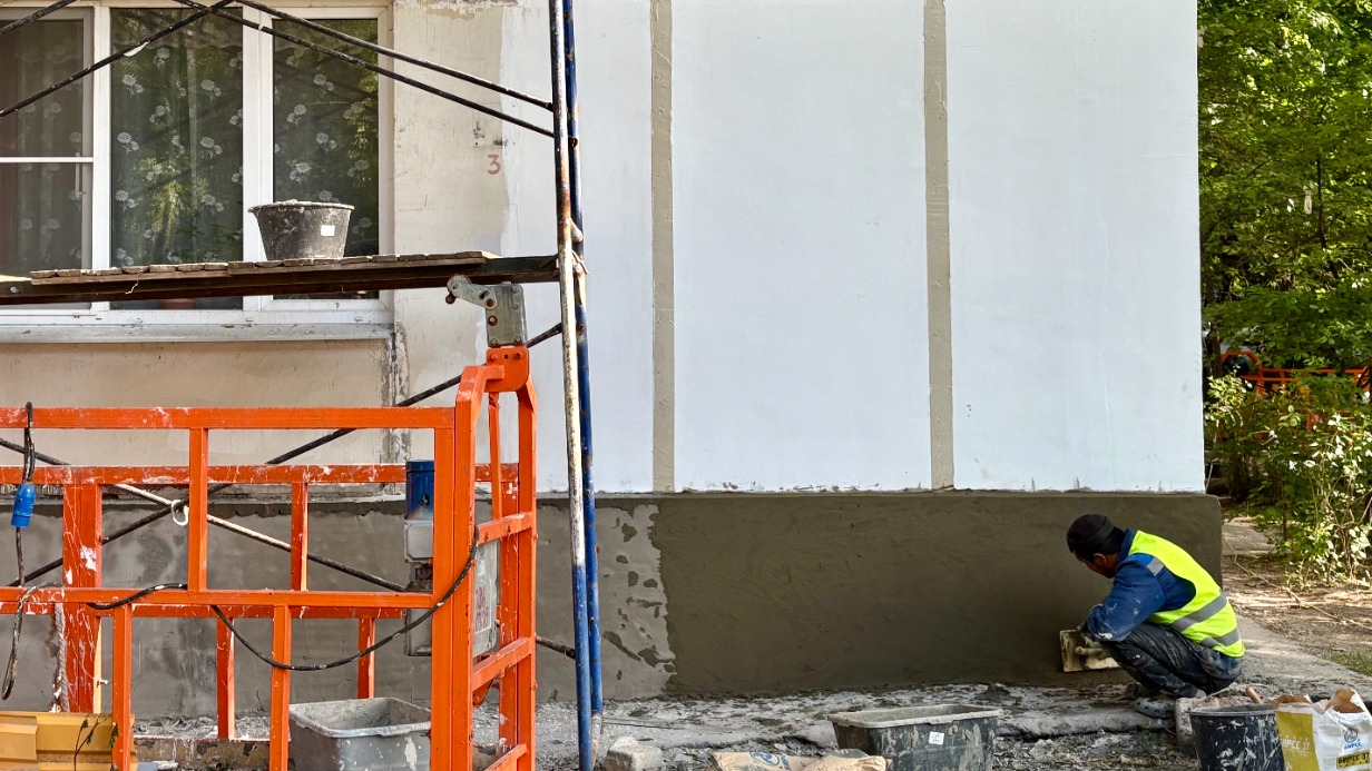 В 2025 году завершится капремонт дома на Болотниковской улице