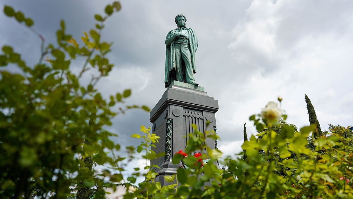 В сервисе «Библиотеки Москвы» на mos.ru опубликовали подборку книг о творческом наследии А. С. Пушкина