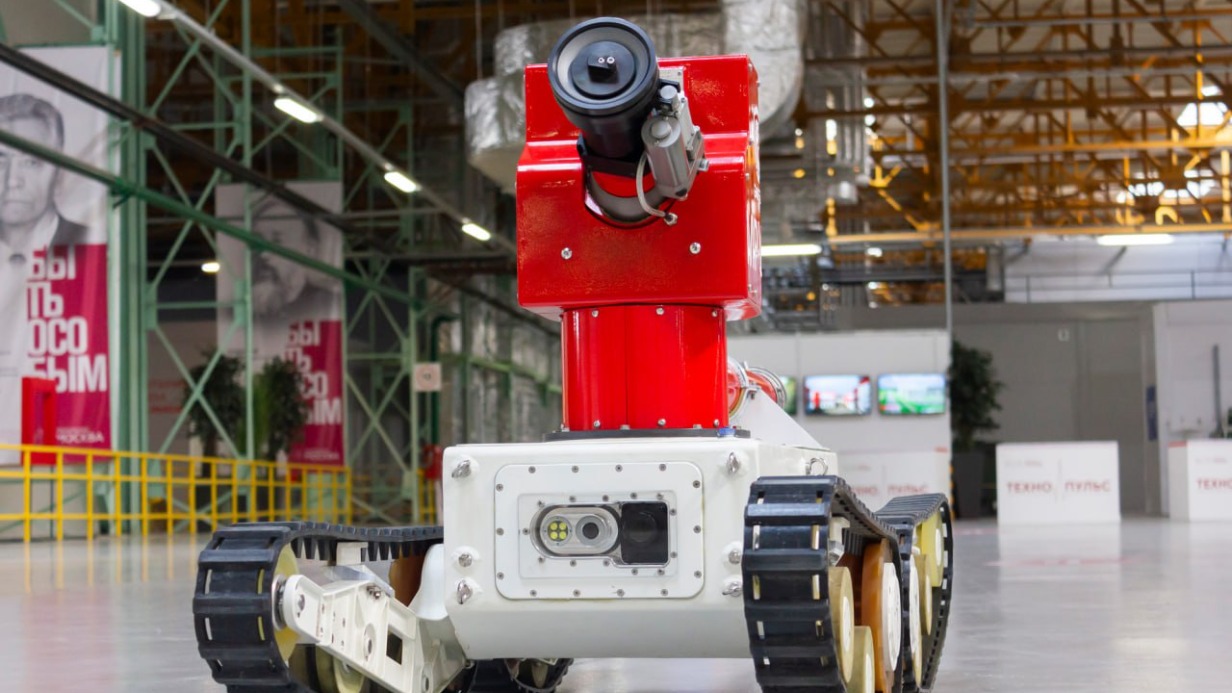 Собянин рассказал, какие профессии осваивают роботы, созданные в Москве