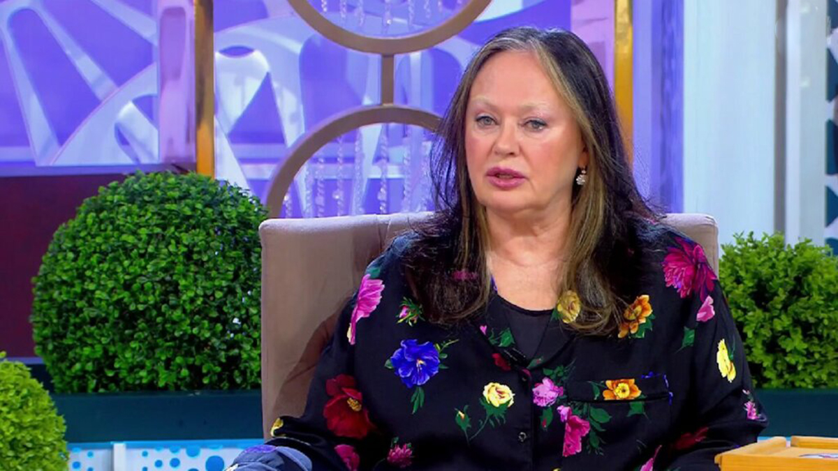 «Что это с тобой?»: Сябитова раскритиковала новый образ Гузеевой