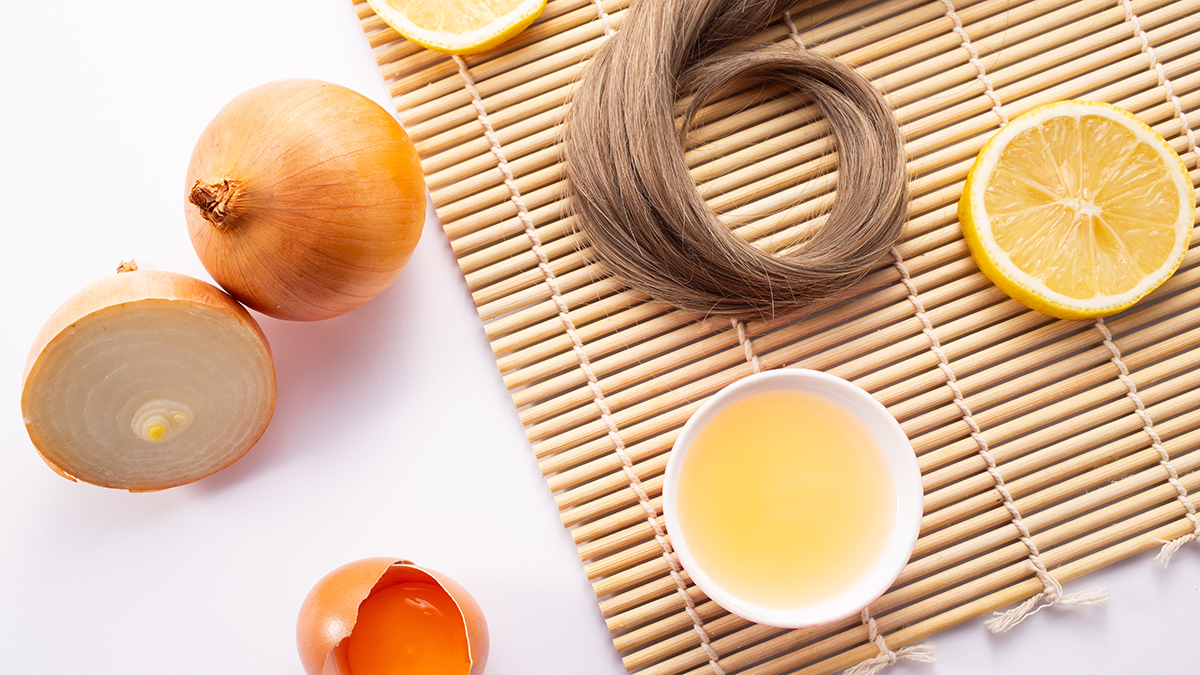 Маска из красного лука для волос: рецепт, польза, вред