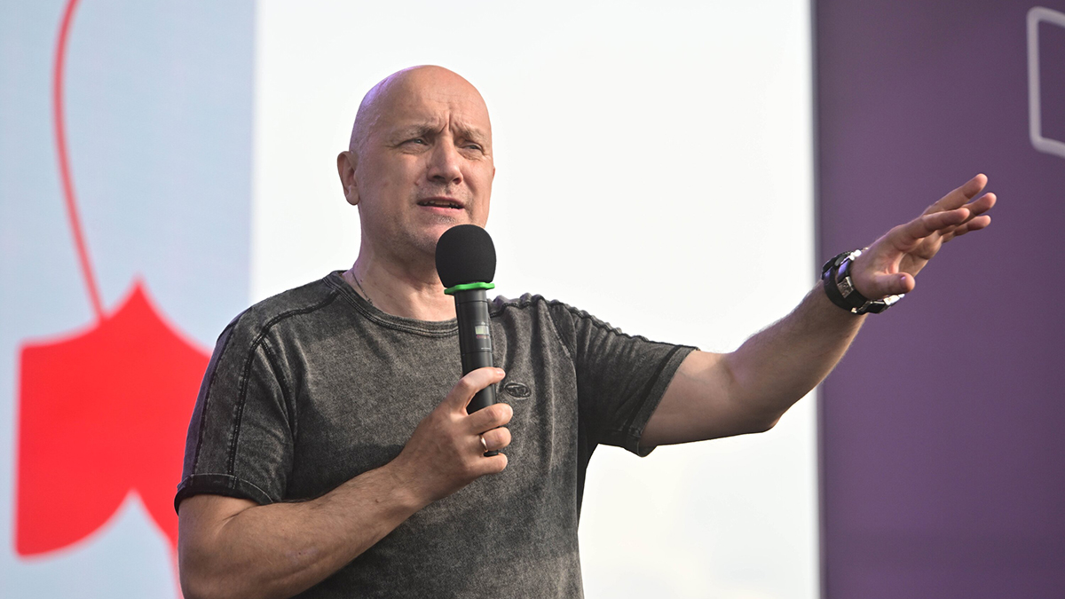 «Сколько в тебе духа»: Симоньян назвала Прилепина ярким бойцом современности