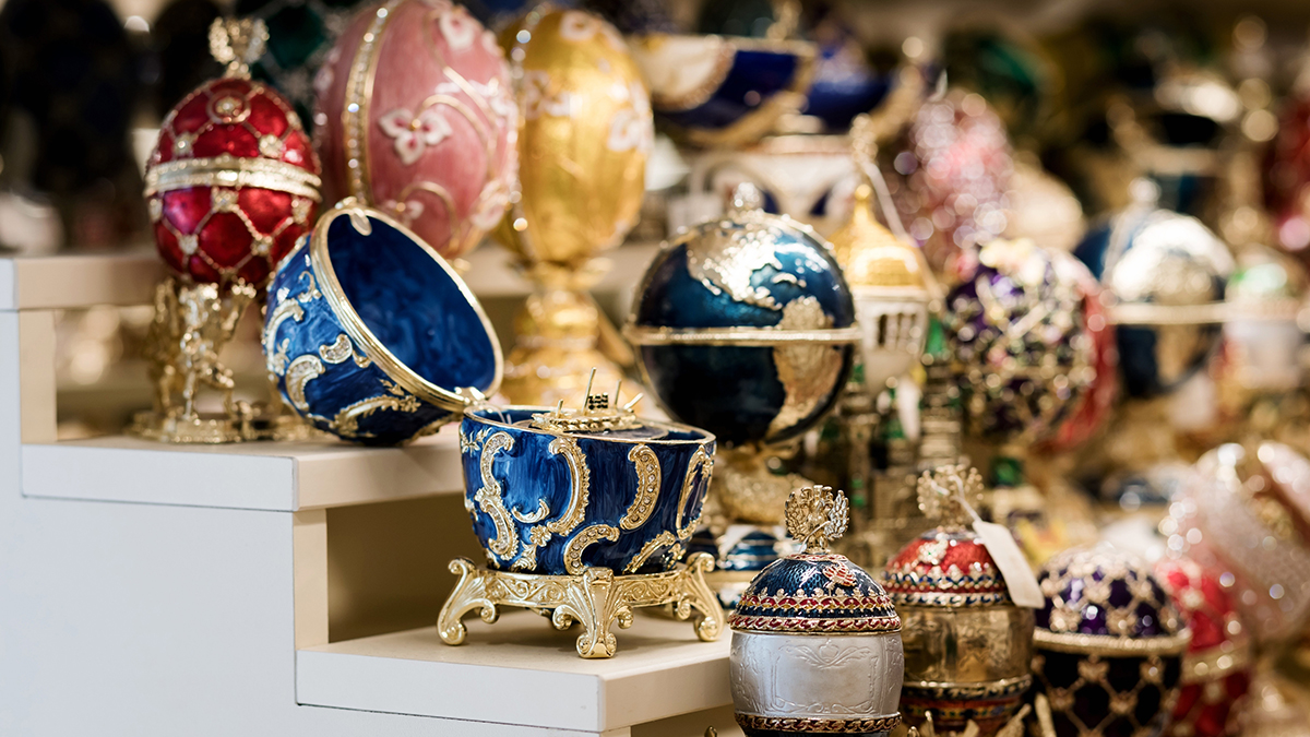 Новозеландская полиция вернула проглоченный вором кулон Фаберже