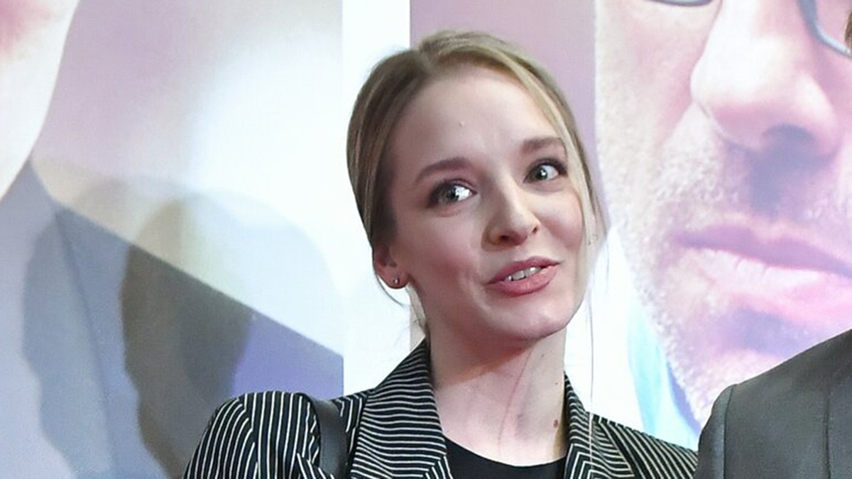 Baza: Мошенники обманули актрису сериала «Игра на выживание» Александрову