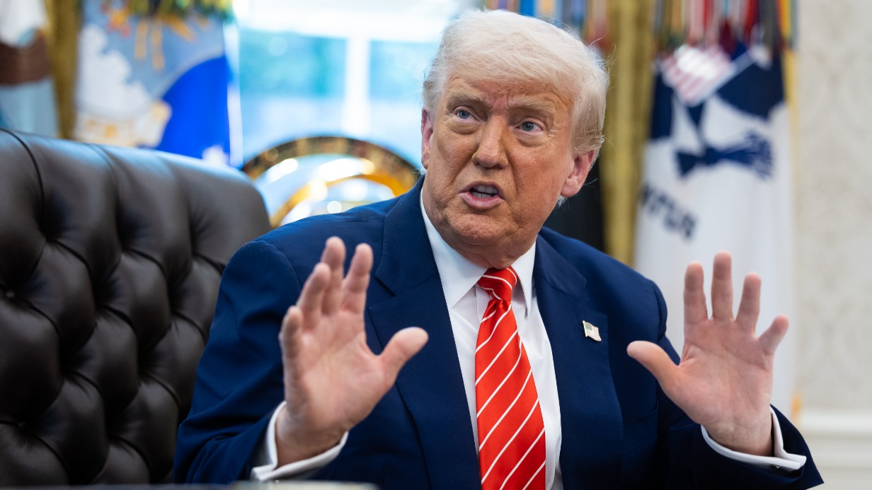 «Я не выношу эту проклятую штуку»: чем президенты подписывают свои распоряжения