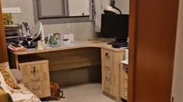 Жена Запашного показала, как выглядят бомбоубежища в квартирах израильтян