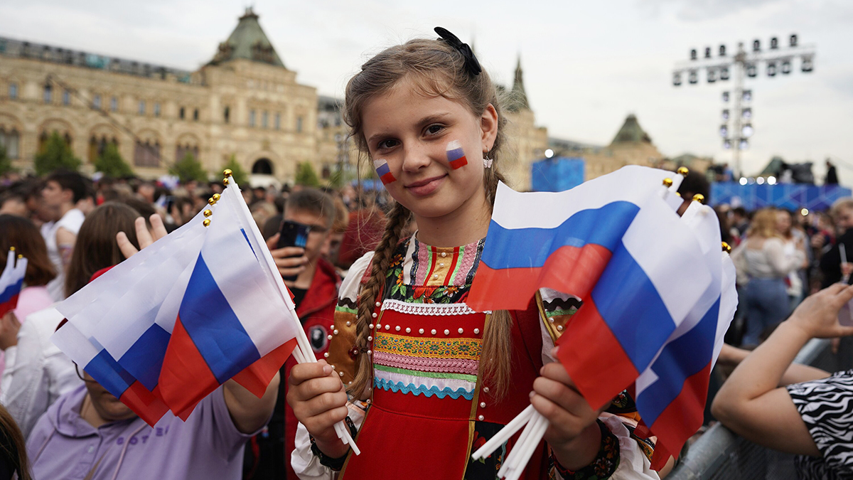 ВЦИОМ: Почти 40 процентов россиян считают себя особым народом