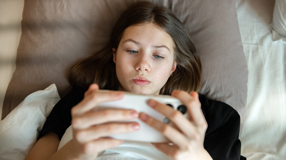 «На крючке»: как 60-секундные мини-драмы берут зрителей в «заложники» и разрушают мозг