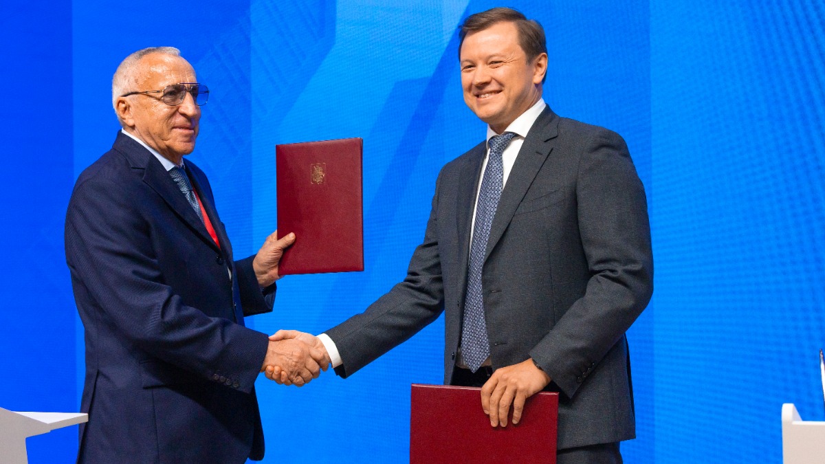 Ефимов: На площадке ПМЭФ правительство Москвы и Сколтех подписали соглашение о сотрудничестве