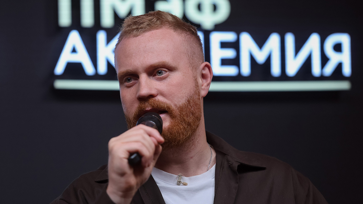 Сильные боли и температура: комик Чебатков заразился вирусом Коксаки