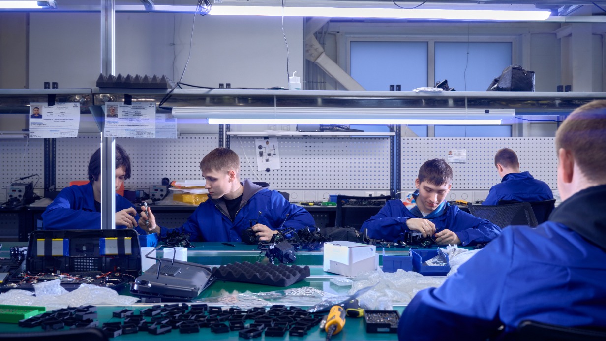 Анатолий Гарбузов: Офсетный контракт позволит импортозаместить учебную технику для школ и колледжей