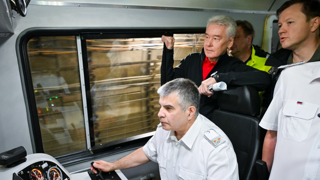 Мэр Москвы Сергей Собянин на техническом пуске участка на Троицкой линии метро от станции «Новаторская» до станции «ЗИЛ»: «Вавиловская», «Академическая», «Крымская» и «ЗИЛ»