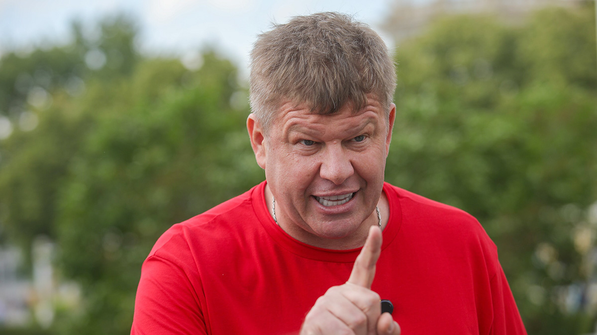 Губерниев предпочел поехать на ЧМ по биатлону вместо корпоратива за 10 миллионов