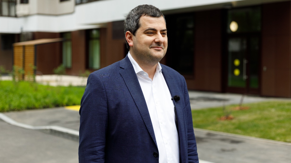 Овчинский: Дом по программе реновации построили на улице Заречной