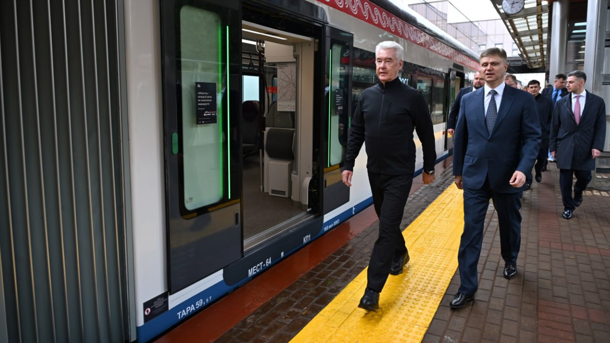 Собянин объявил о начале обновления поездов на Ярославском направлении МЖД