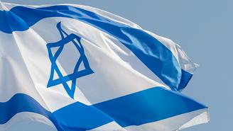 Группа из семи освобожденных заложников прибыла в Израиль