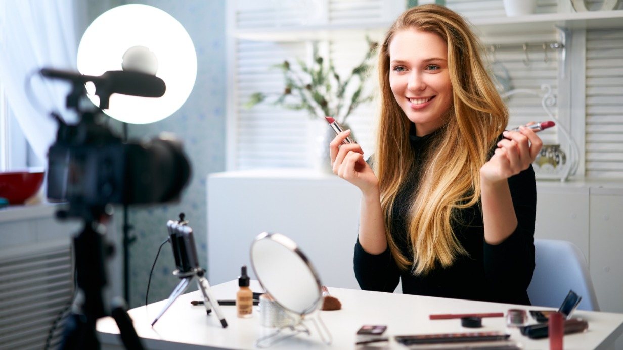 Как заработать на социальных сетях