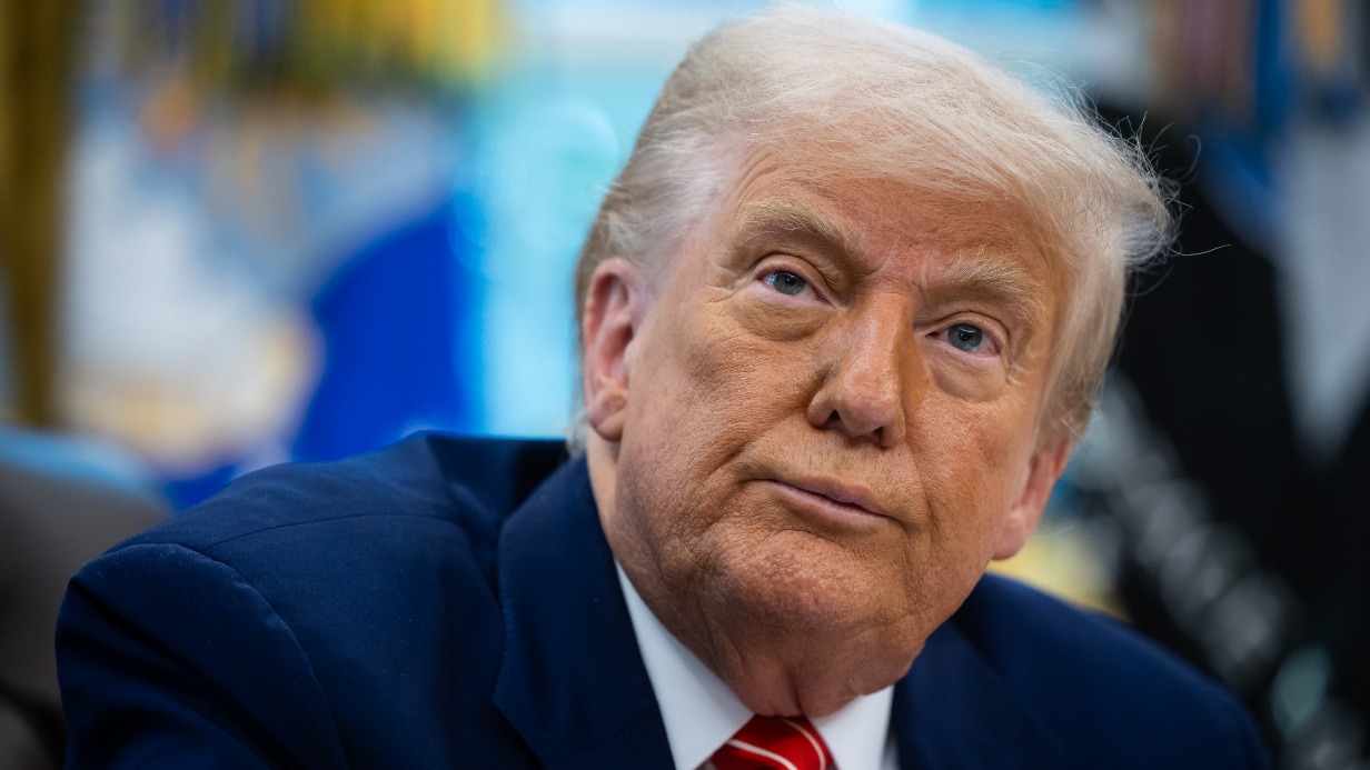 Президент США Дональд Трамп в Овальном кабинете Белого дома