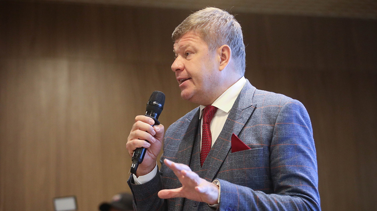 «По букве закона»: Губерниев прокомментировал уголовное дело Смолова после драки