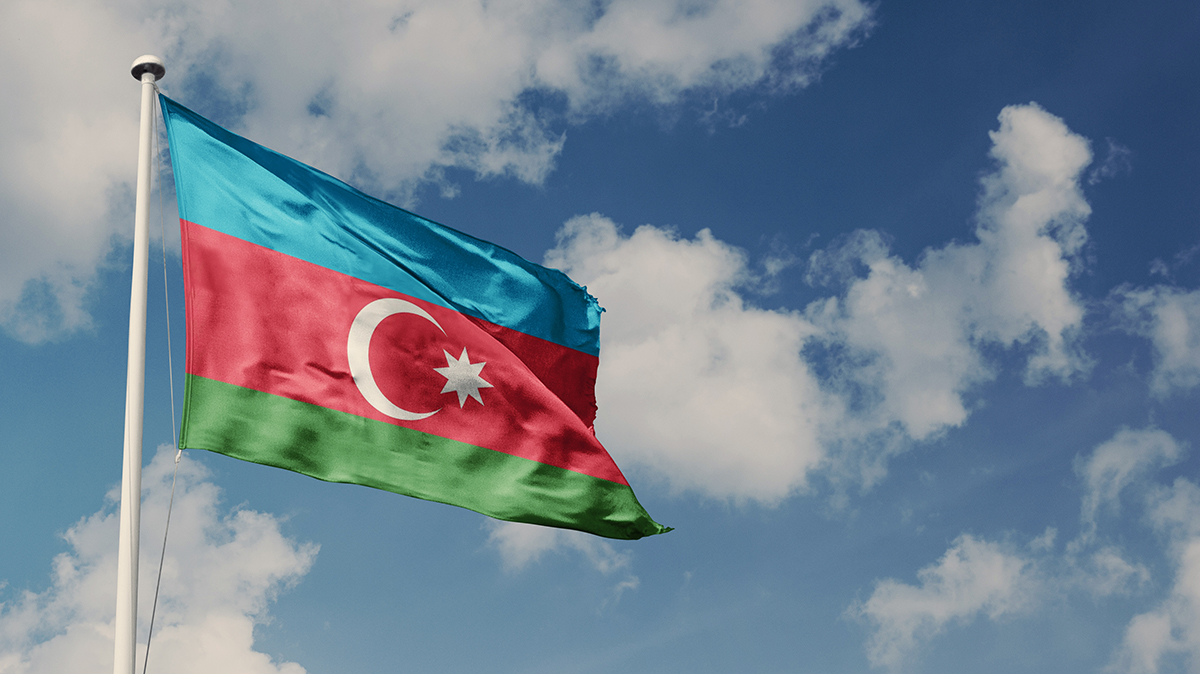 Азербайджан эвакуировал из Ирана 35 граждан России