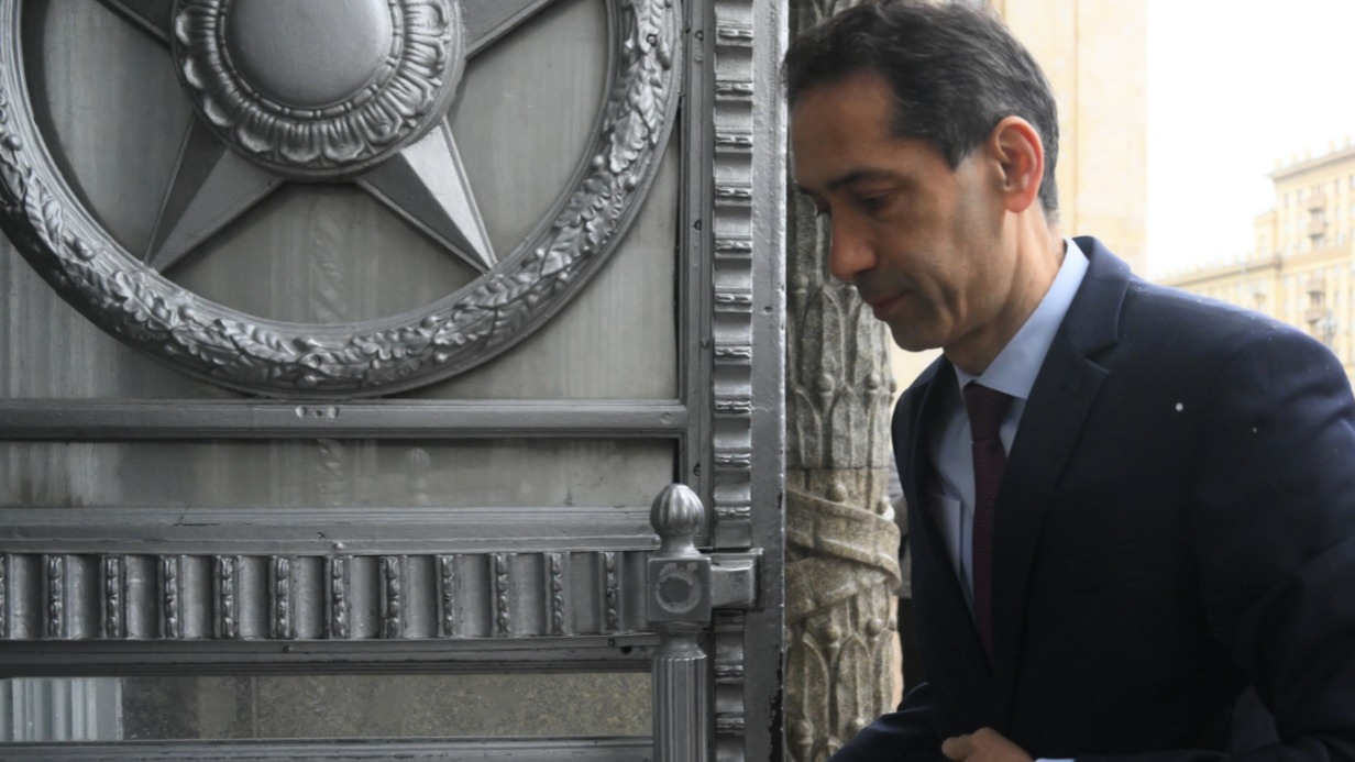 Посол Азербайджана Рахман Мустафаев был вызван в МИД РФ в связи с задержанием наших журналистов в Баку