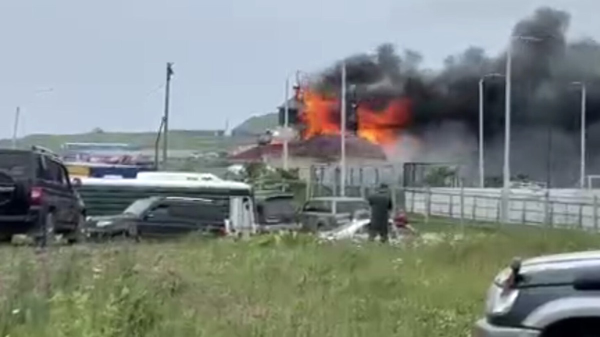 Пожар произошел в единственной церкви на острове Шикотан