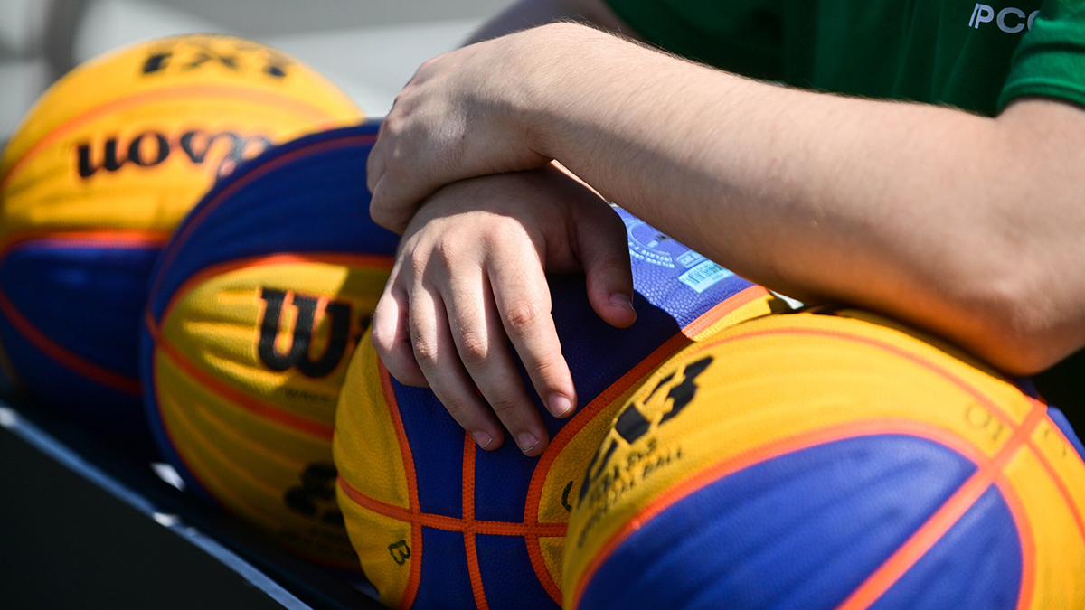 Украинские футболисты спровоцировали скандал из-за россиян на чемпионате Европы