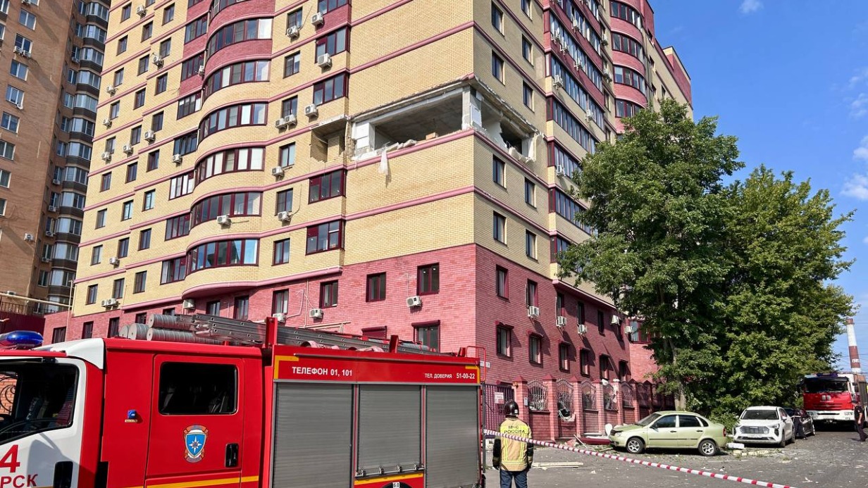 Взрыв произошел в жилой многоэтажке в центре Курска