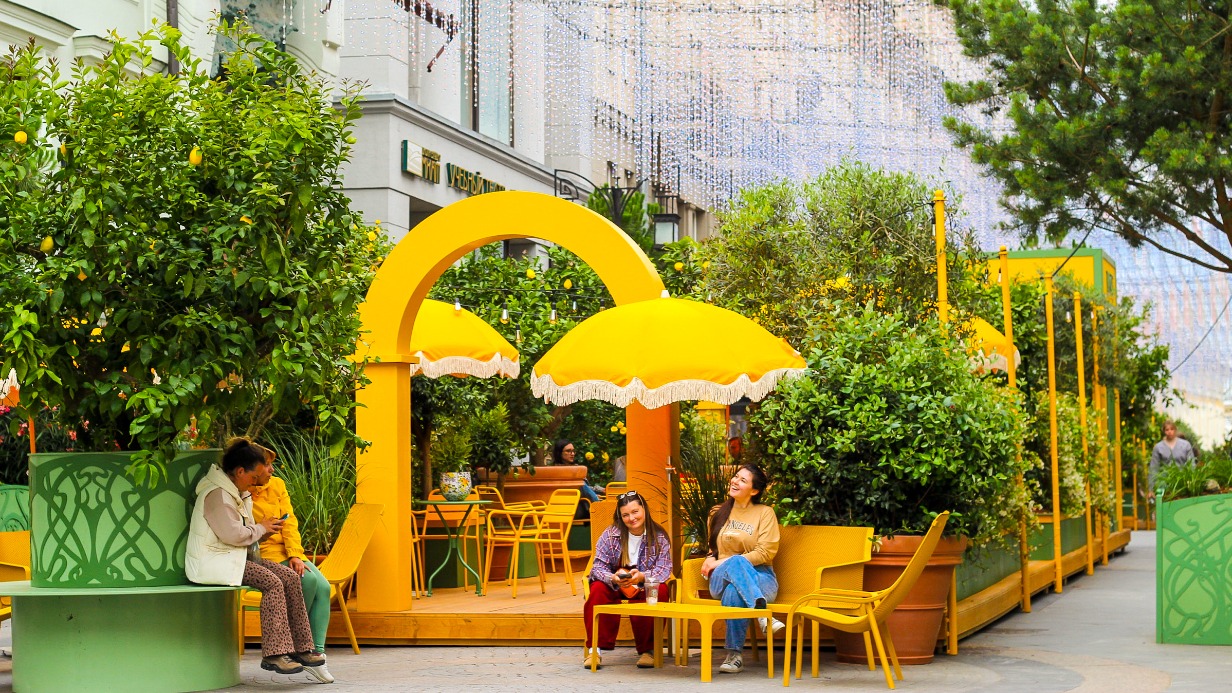 Водопады, холмы, лесные тропинки: где чаще всего гуляют поклонники фестиваля «Сады и цветы» 