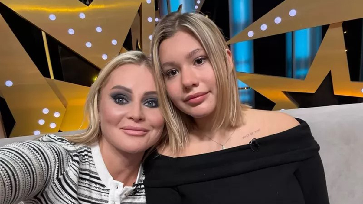 «Разрушила мечту»: Дана Борисова разругалась с дочерью и лишила ее работы