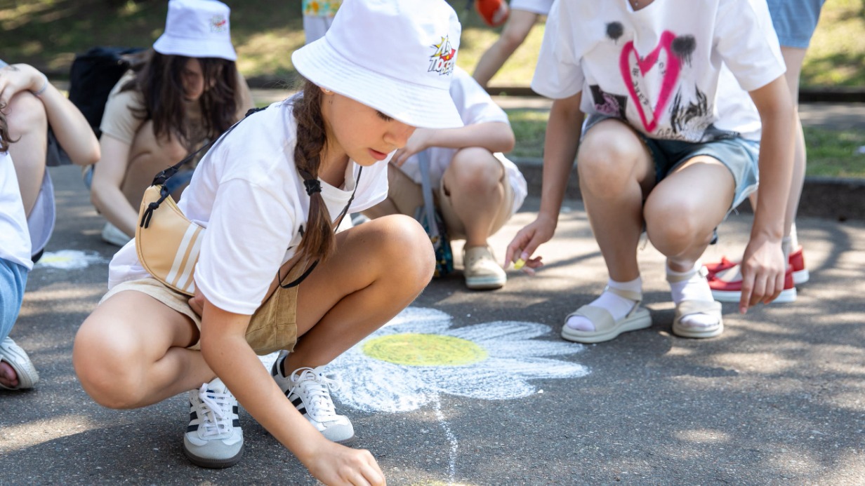 Юные москвичи представили красочное поздравление с Днем семьи, любви и верности в Музее «Г.О.Р.А.»