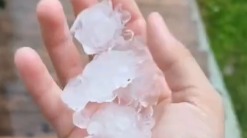 Град размером с яйцо выпал в Подмосковье