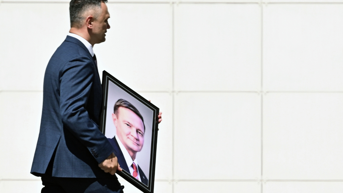 «Никогда не думала»: мать экс-министра Старовойта простилась с сыном