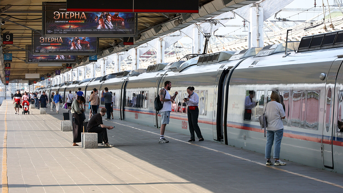 Дополнительный «Сапсан» из Петербурга в Москву назначили из-за отмены авиарейсов