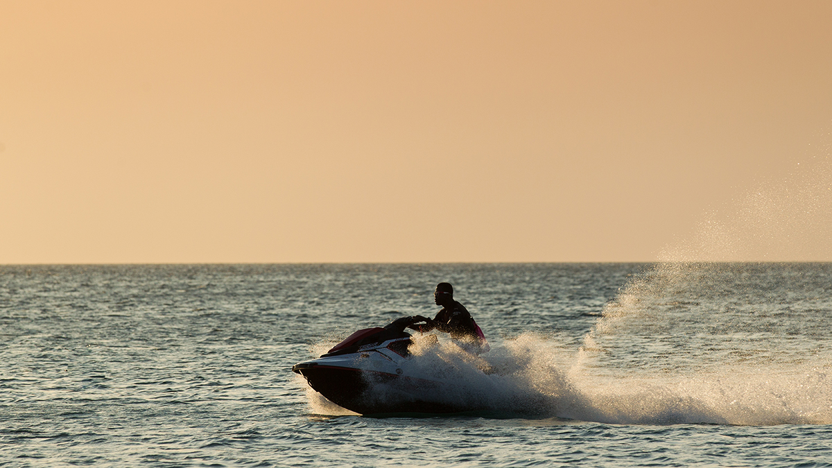Шестеро поляков нарушили российскую водную границу на гидроциклах