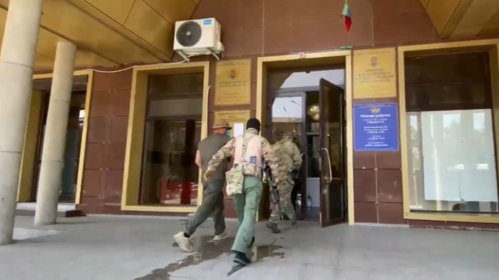 Обыски прошли в администрации Махачкалы