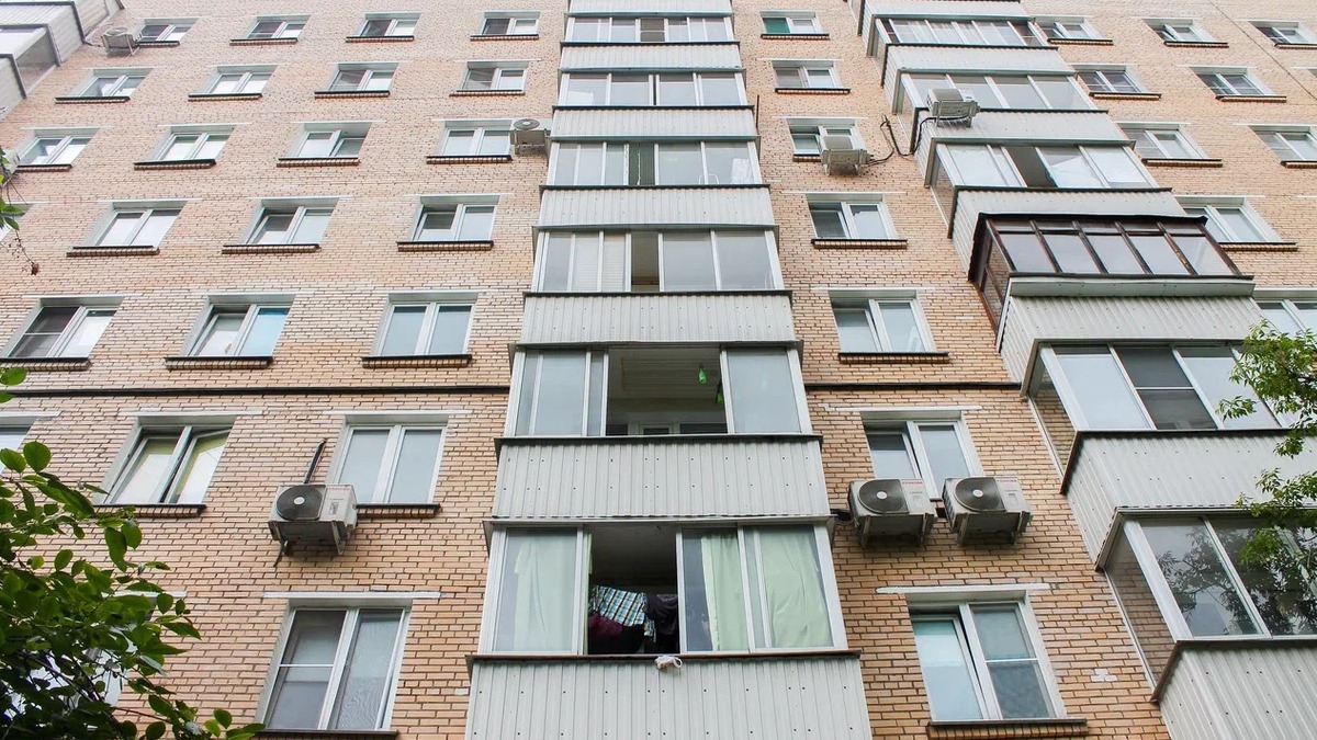 В жилом доме в Таганском районе заменили все лифты с расширением дверных проемов