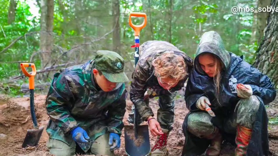 Собянин: Московские школьники провели поисковую экспедицию в местах боев ВОВ