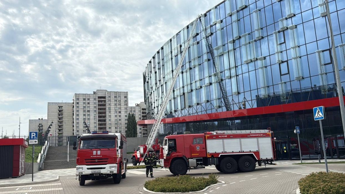 ВСУ ударили беспилотником по спорткомплексу «Белгород-Арена»